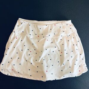 White Golf/Tennis Skirt with Star Pattern